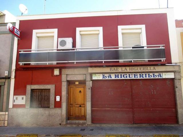 Casas de pueblo en venta en Valdepeñas, Seis de Junio