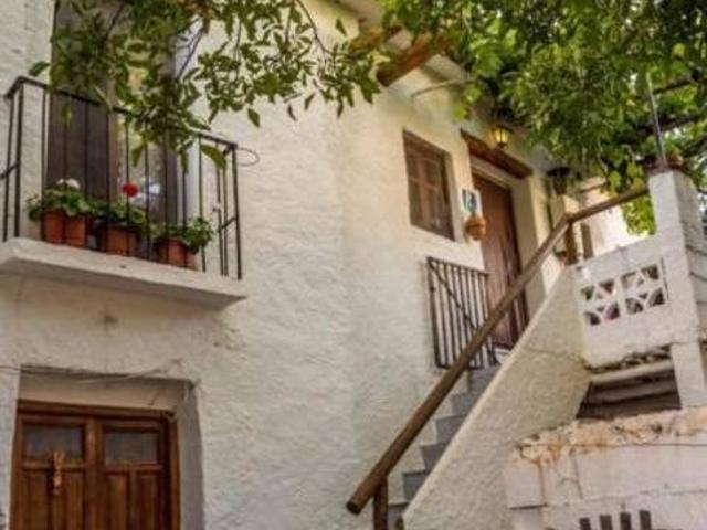 Casas El Portón y La Fuente Bubion Granada