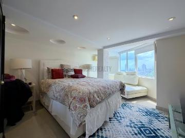 Casa en venta en Altos de Santa María Panamá | 6 recámaras por 995000.00 en Tumba Muerto