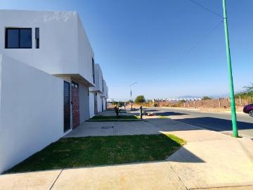 Casas en venta en zona norte de villa de alvarezvista bugambilias