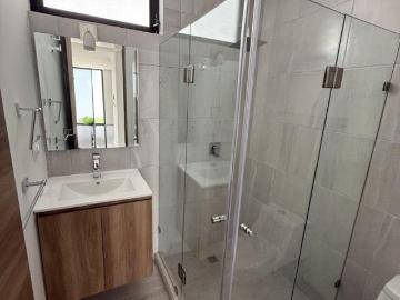 CASAS EN VENTA EN AGUASCALIENTES SURPONIENTE EN XARAMA AMPLIA Y ROOF GARDEN