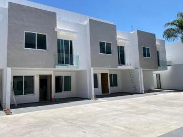Casas en Venta en Condominio