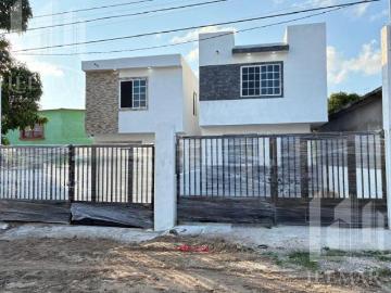 CASAS EN VENTA EN COL. LOS ENCINOS, Sector Montealto, Altamira