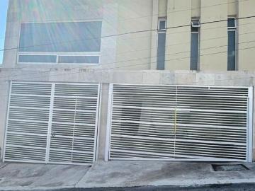 Casas en Venta en Cumbres 4o sector, Monterrey