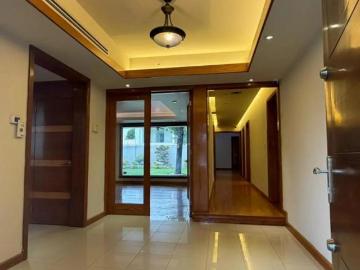 Casa en Venta en Fuentes del Valle, San Pedro Garza García Amplia y Bien Ubicada