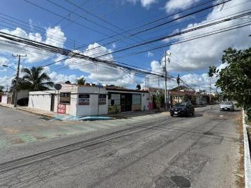 Casas en venta sobre avenida Francisco de Montejo 2 casas juntas 18m de frente