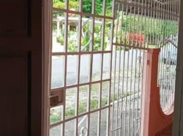 Casas en alquiler en Barrio Colón | SE ALQUILA LA CHORRERA 2 recámaras por USD 300.00