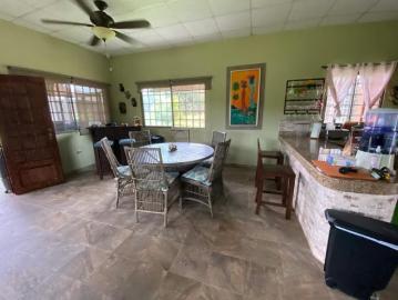 Casas en alquiler en Chame | Linda y completa casa en la Paz de Chame Mesa de billar 2 recámaras por USD 1400.00
