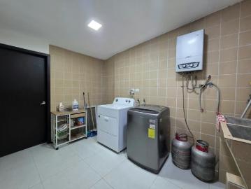 Casas en alquiler en cristóbal | se alquila duplex en brazos heights, area revertida, colon, antes del colegio abel bravo 4 recámaras por usd 2000.00