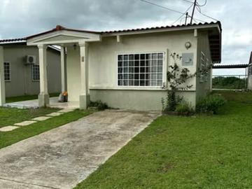 Casas en alquiler en las cumbres | alquilo $600 / ciudad del lago / las cumbres / panamá norte / 6 3 7 8 5'4'7'0 3 recámaras por usd 600.00