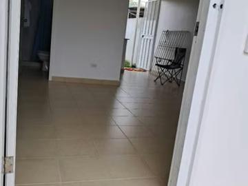 Casas en alquiler en Mendoza | Hermosa casa en los guayacanes chorrera cercada 2 recámaras por USD 300.00
