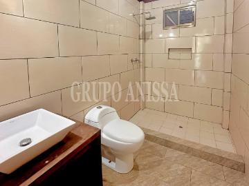 Se Vende Moderna e Impresionante Casa en Altos del Maria | 5 recámaras por 325000.00 en Altos del María