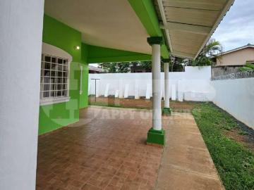 Casas en alquiler en Chitre | Alquiler de casa amoblada en Brisas de Guayacanes, Chitré 3 recámaras por USD 800.00