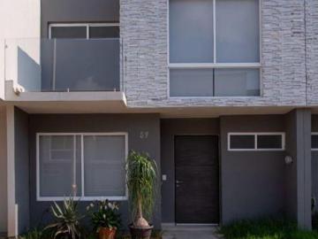 Casas en coto ENTREGA INMEDIATA! en venta en VALLE IMPERIAL, coto con alberca