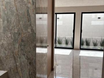 Casas en Fraccionamiento Privado – Hacienda Santa Fe