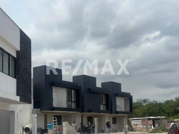 CASAS EN PREVENTA EN FRACCIONAMIENTO REAL DE PALMAS