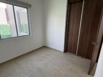 Casas en renta para estrenar en Zona Esmeralda