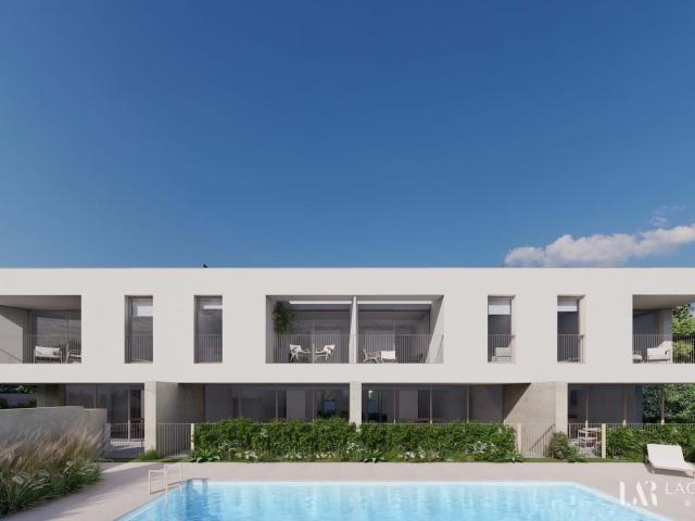 Casas geminadas boutique de 3 quartos com terraço na cobertura