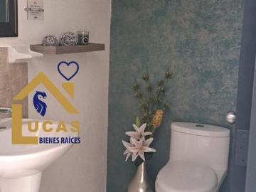 CASAS NUEVAS CON ALBERCA EN ZONA INDUSTRIAL