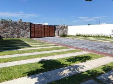 CASAS NUEVAS CON ALBERCA Y VIGILANCIA SANTA FE