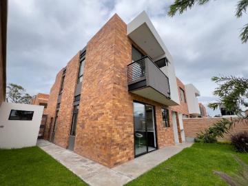 Casas Nuevas en Puembo