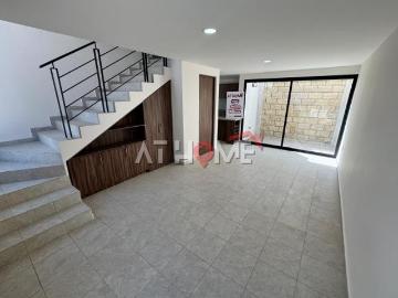 Casas nuevas en venta en Castillotla | Conjunto privado sin muros compartidos
