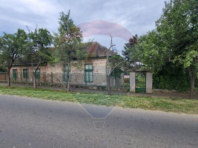 Casa/vila 4 camere vanzare in Arad, Ghioroc vezi locația pe hartă