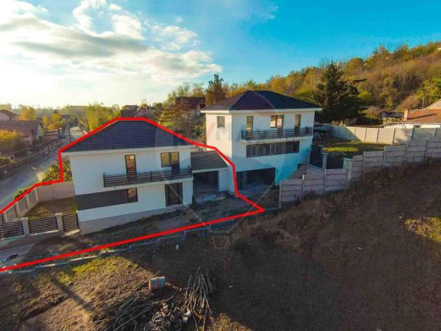 Casa/vila 4 camere vanzare in Bihor, Oradea, Central vezi locația pe hartă