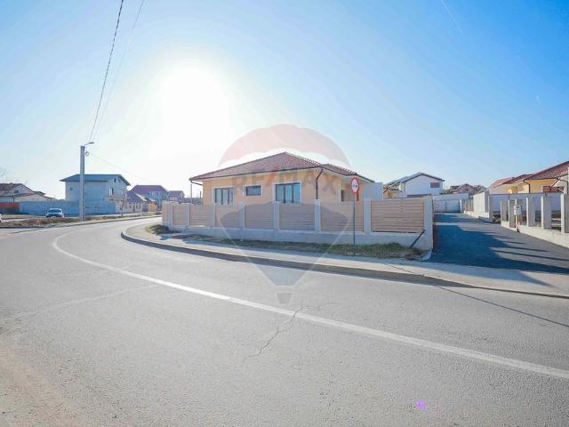 Casa/vila 4 camere vanzare in Bihor, Oradea, Nufarul vezi locația pe hartă