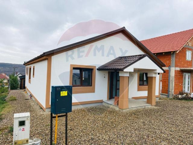 Casa/vila 4 camere vanzare in Bihor, Betfia vezi locația pe hartă