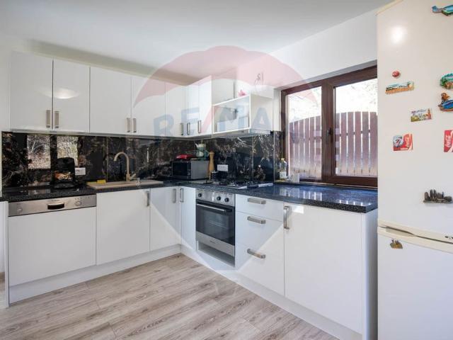 Casa/vila 4 camere vanzare in Brasov, Predeal, Cioplea vezi locația pe hartă