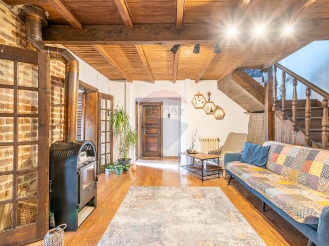 Casa/vila 4 camere vanzare in Cluj Napoca, Andrei Muresanu vezi locația pe hartă