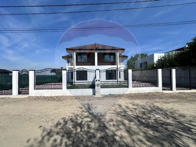 Casa/vila 4 camere vanzare in Dambovita, Crevedia vezi locația pe hartă