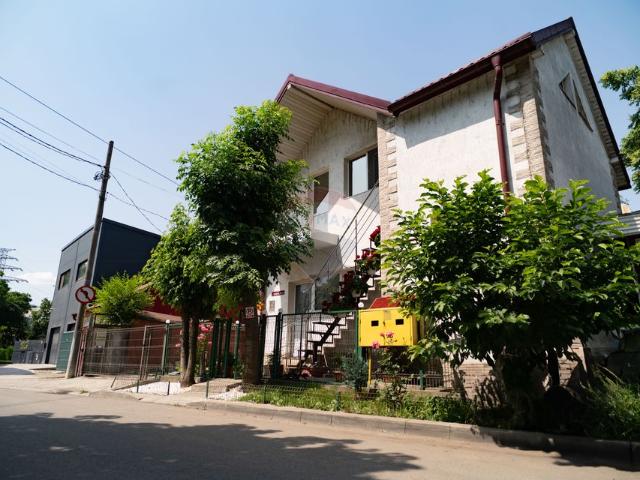 Casa/vila 4 camere vanzare in Iasi, Frumoasa vezi locația pe hartă