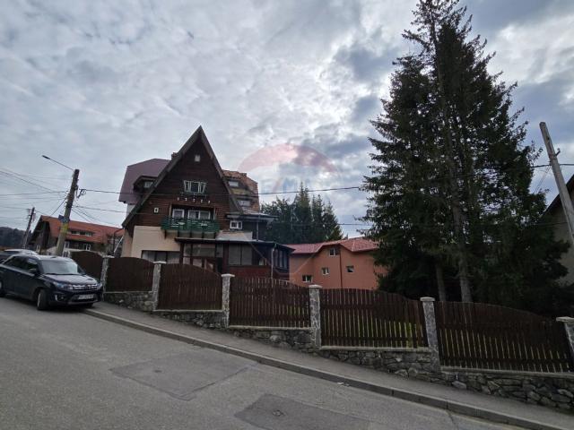 Casa/vila 4 camere vanzare in Prahova, Busteni, Central vezi locația pe hartă