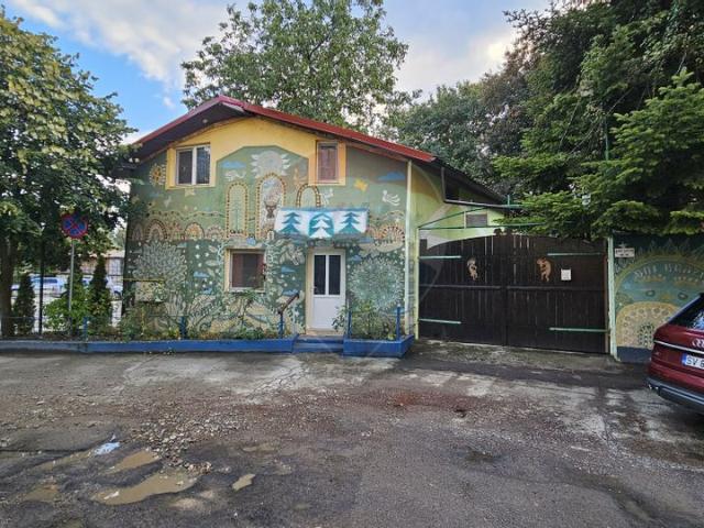 Casa/vila 4 camere vanzare in Suceava, George Enescu vezi locația pe hartă