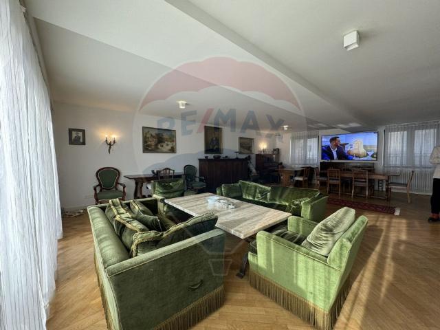 Casa/vila 4 camere vanzare in Sibiu, Medias, Central vezi locația pe hartă