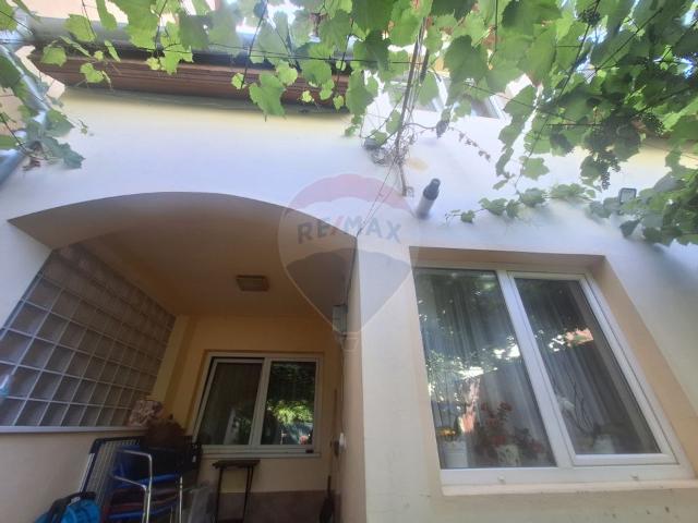 Casa/vila 4 camere vanzare in Sibiu, Sub Arini vezi locația pe hartă