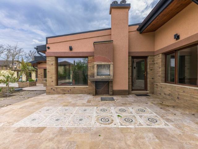 Casa/vila 5 camere vanzare in Bucuresti Ilfov, Buftea, Sud Vest vezi locația pe hartă