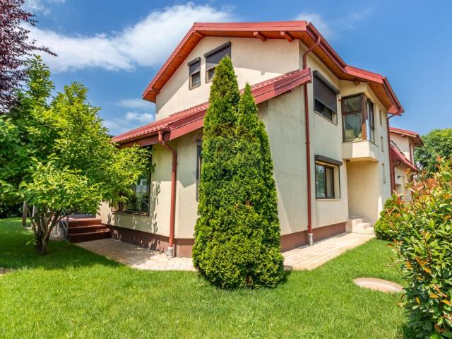 Casa/vila 5 camere vanzare in Bucuresti Ilfov, Otopeni, Odai vezi locația pe hartă