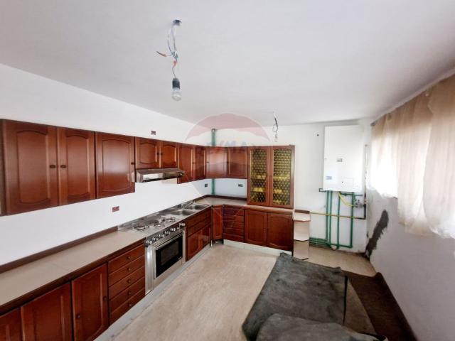 Casa/vila 5 camere vanzare in Piatra Neamt, Darmanesti vezi locația pe hartă