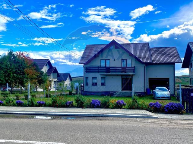 Casa/vila 5 camere vanzare in Suceava, Mihoveni vezi locația pe hartă