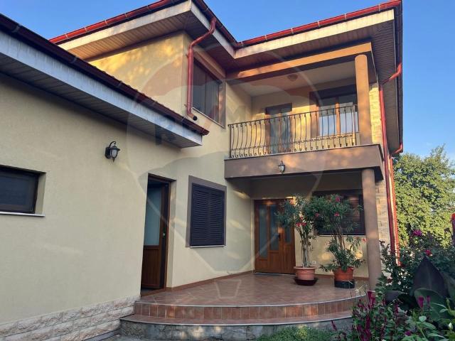 Casa/vila 5 camere vanzare in Vrancea, Golesti vezi locația pe hartă