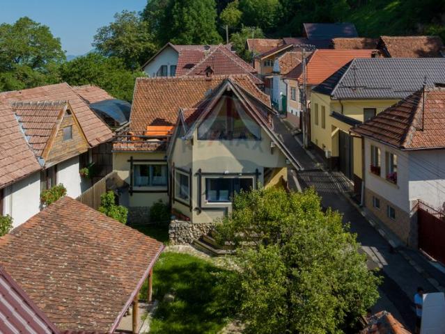 Casa/vila 6 camere vanzare in Brasov, Rasnov, Central vezi locația pe hartă