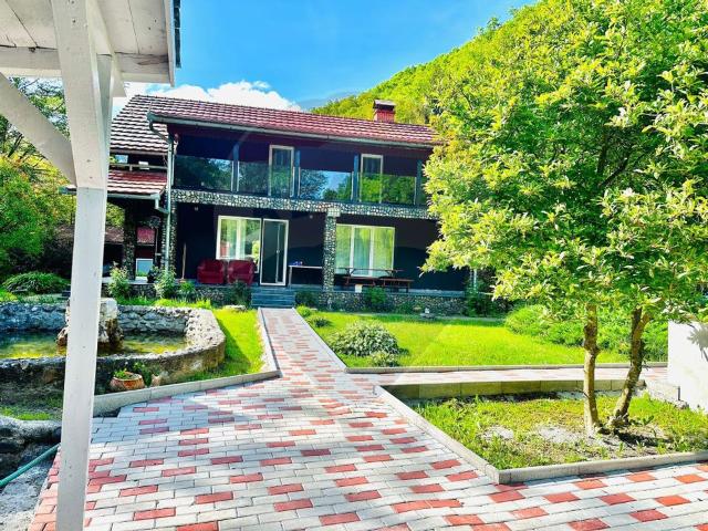 Casa/vila 6 camere vanzare in Cluj, Frasinet vezi locația pe hartă