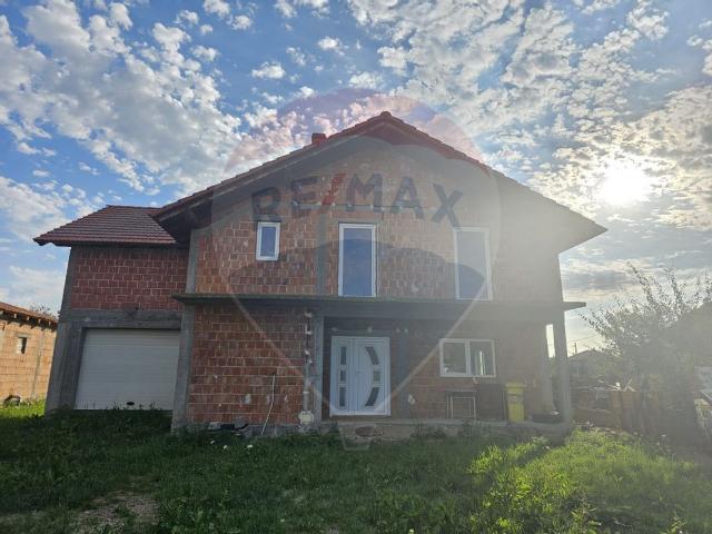 Casa/vila 7 camere vanzare in Timis, Lugoj vezi locația pe hartă