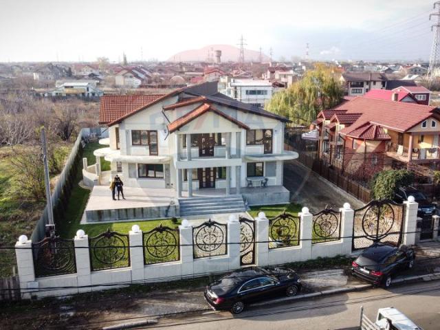 Casa/vila 7 camere vanzare in Vrancea, Focsani, Obor vezi locația pe hartă