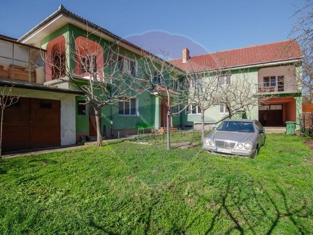 Casa/vila 8 camere vanzare in Timisoara, Lunei vezi locația pe hartă