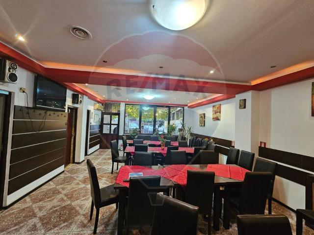 Casa/vila 11 camere vanzare in Constanta, Eforie Nord, Est vezi locația pe hartă
