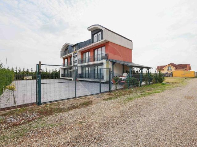 Casa/vila 12 camere vanzare in Bihor, Oradea, Nufarul vezi locația pe hartă